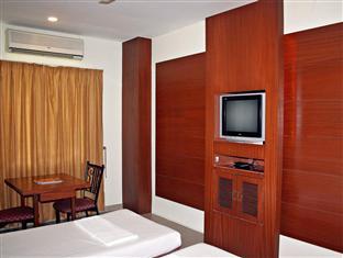 V2C Vintage Hyderabad Exterior photo